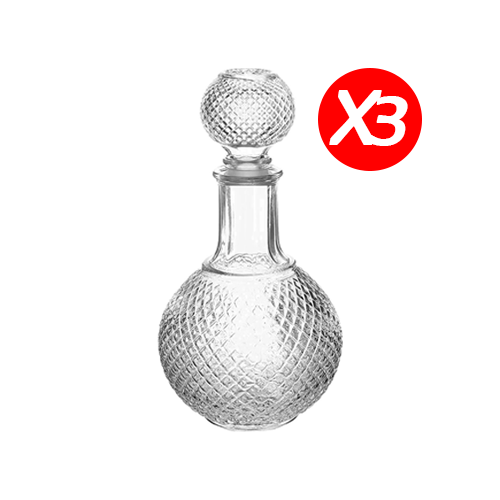 3 Carafes De Vin Et De Whisky