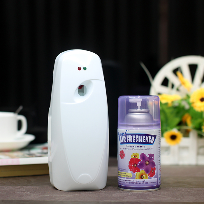 Distributeur automatique de parfum pour désodorisants