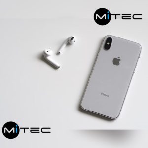 IPhone X - Quasi Neuf - 64 GB + Chargeur + Antichoc + Coque Offert