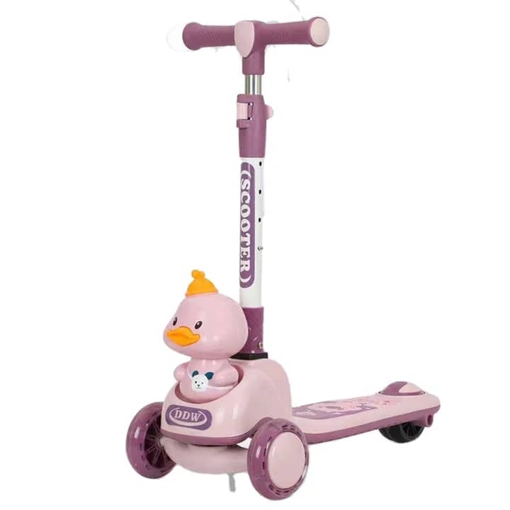 Trottinette pour enfants de 4 à 6ans, garçons et filles - Musique et lumière- Rose
