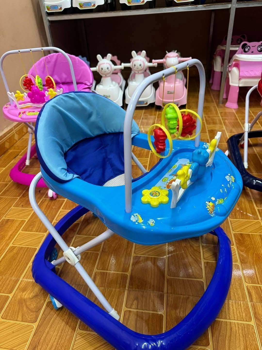 Marche bébé/trotteur pour bébé, lumière, vibrateur avec musique, roues pour enfants - Bleu (Copie)