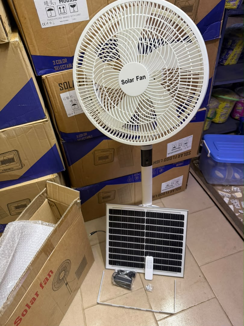Ventilateur solaire rechargeable Avec panneau solaire - 16'' - Télécommande-4